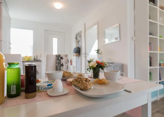 Seestrasse Apartment *