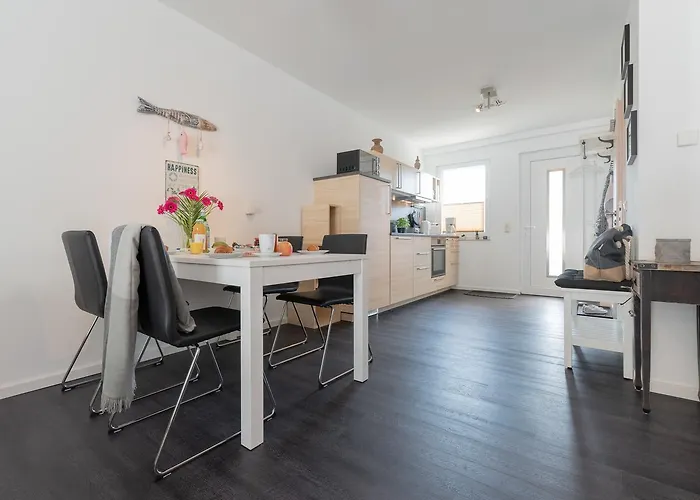 Seestrasse Apartment *